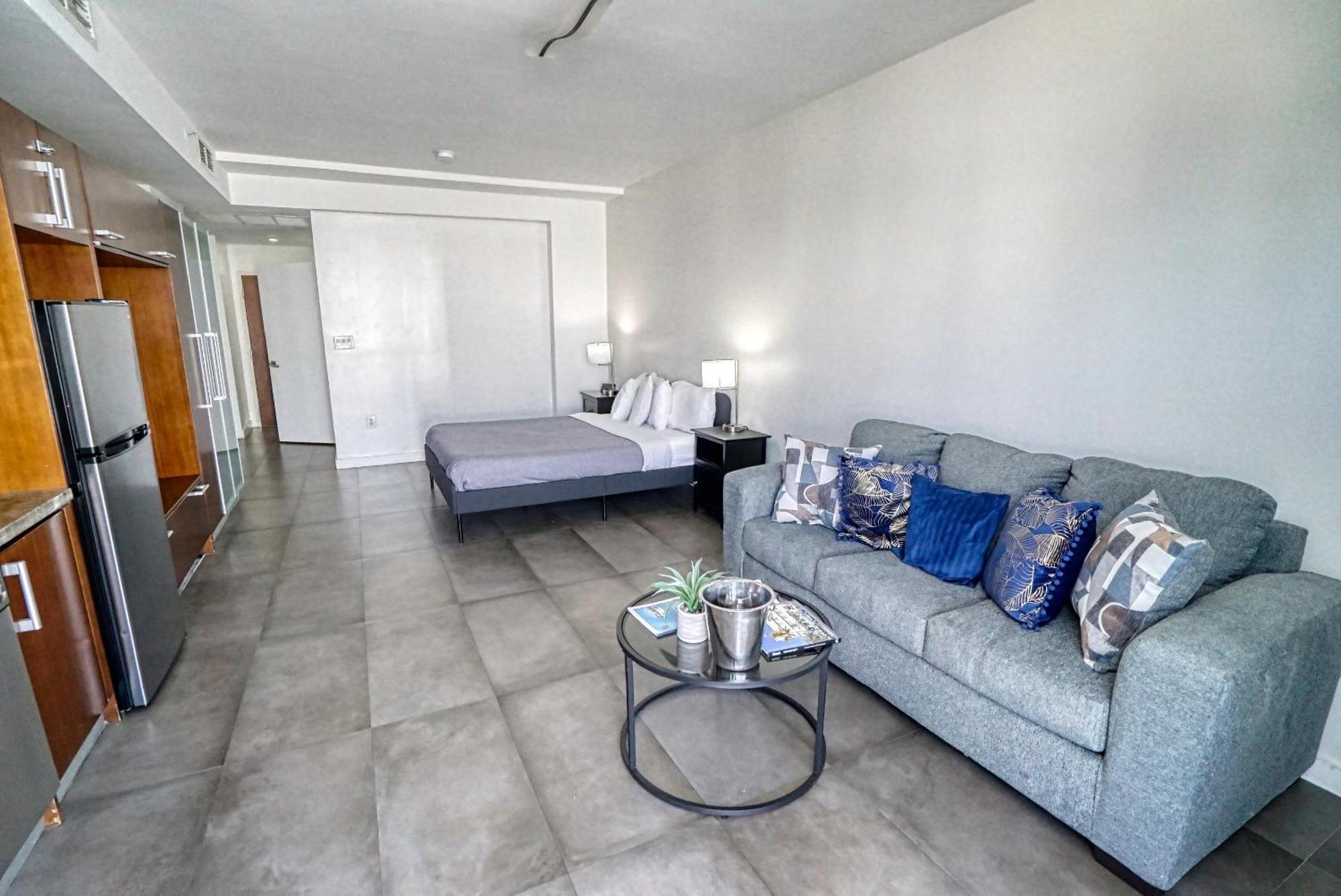 Deluxe Apartments At The Congress Miami Beach Esterno foto